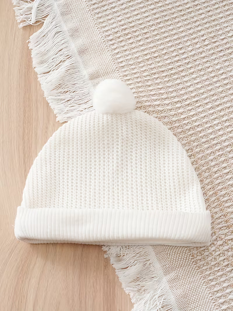 1. Minimii Baby Neutral Gift Hamper